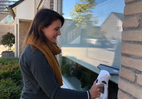 Hoe maak je buitenramen schoon zonder strepen?
